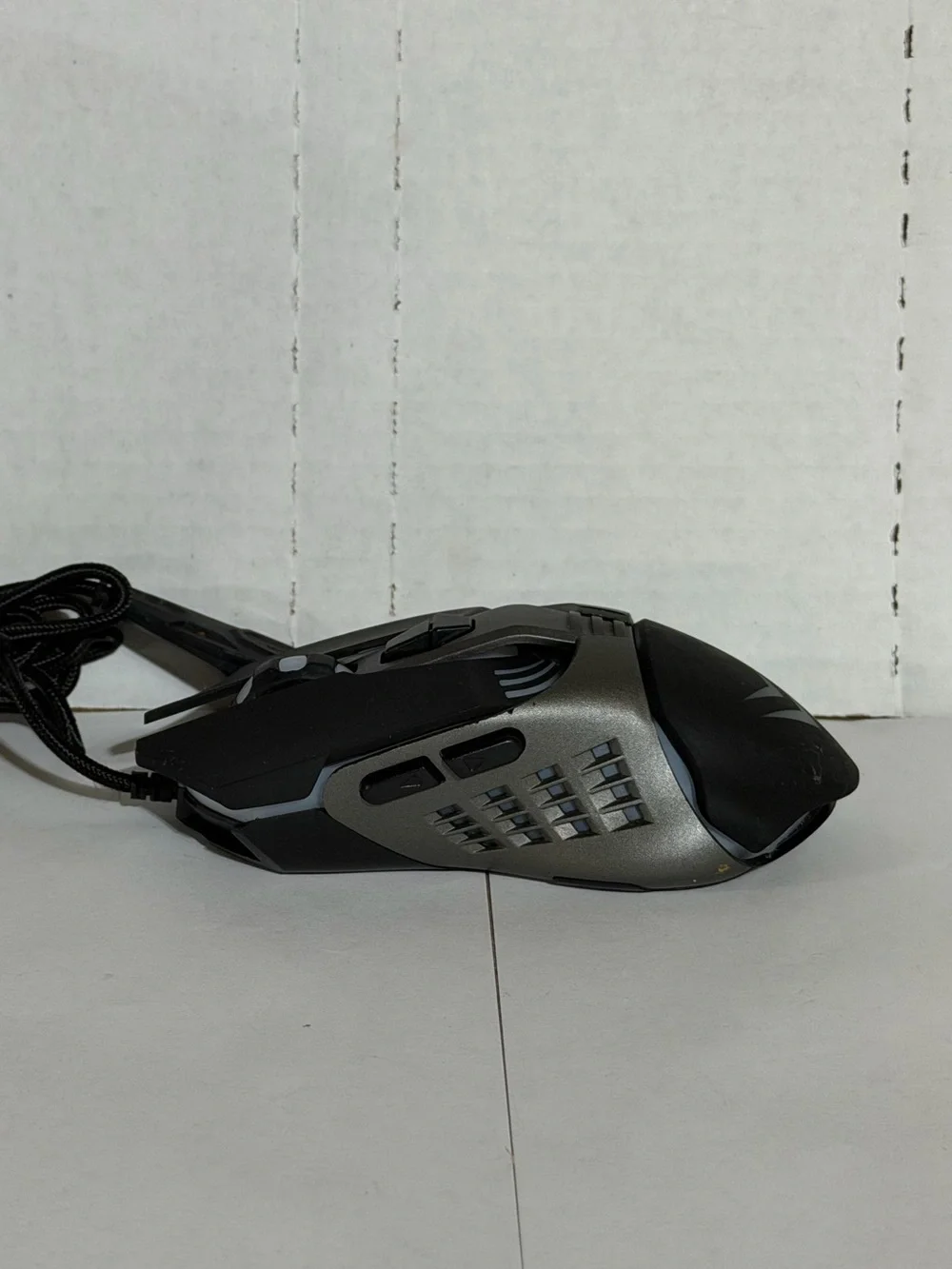 Bugha MU21007 LED Gaming Mouse 7-Key 7200 DPI USB Wired